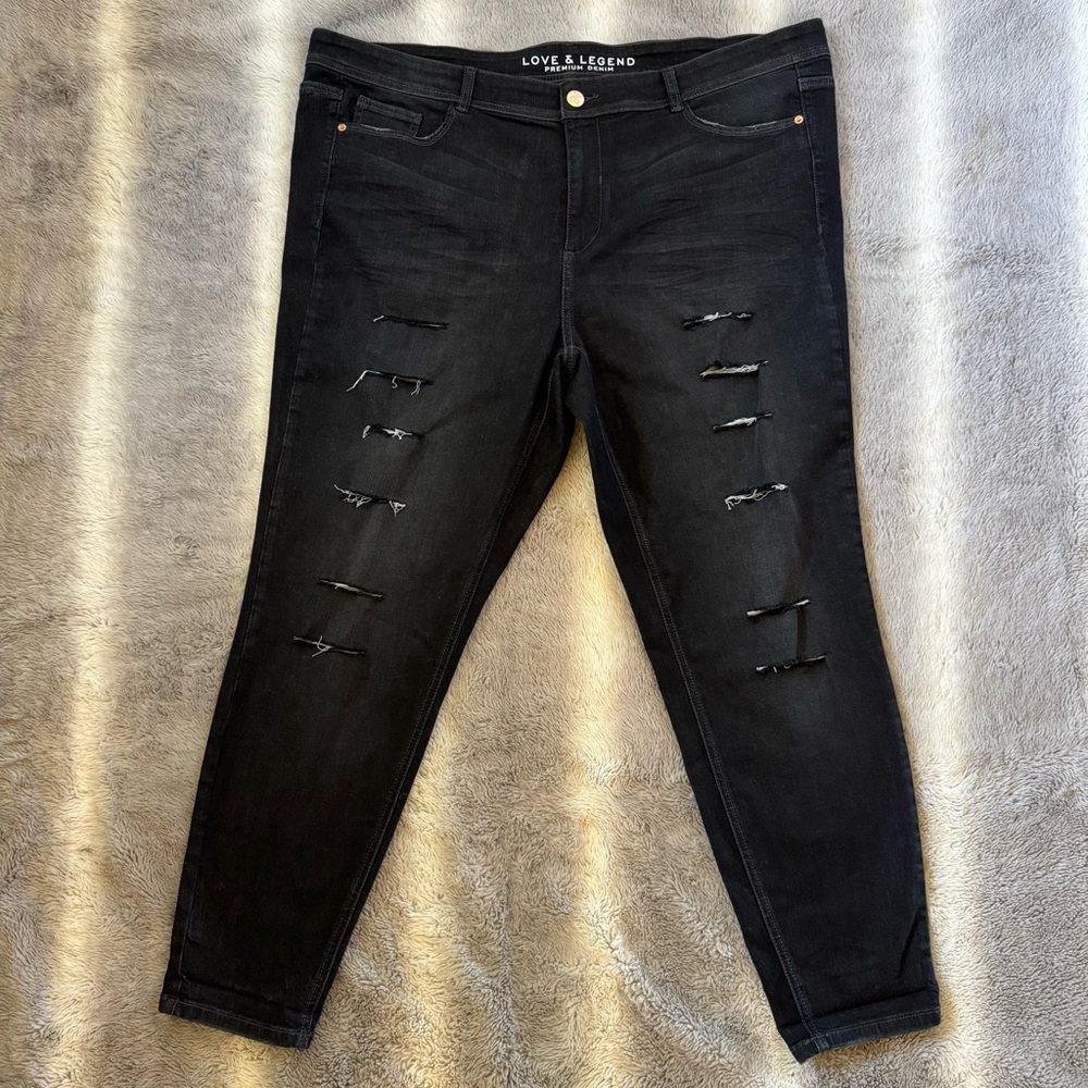 Love & Legend Black distressed Skinny Jeans